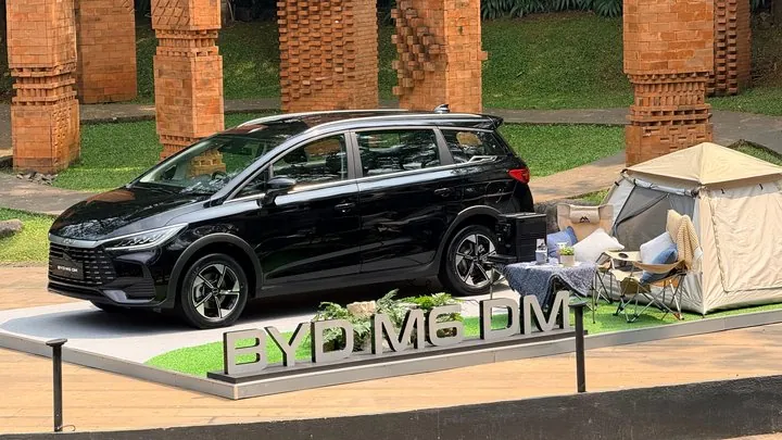 Penjualan Melesat 223 Persen, Mobil PHEV Mulai Dilirik Konsumen?